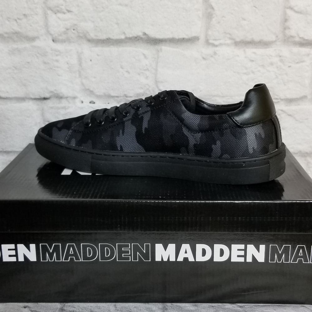 Madden MPilot Black Canvas Sneaker Shoes Sz 10 New - Picture 7 of 8